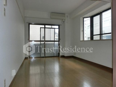 【居間・リビング】 | サンイーストひぐち