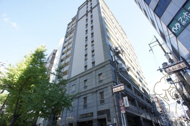 エスリード御堂筋梅田の外観