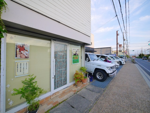 横井店舗の外観