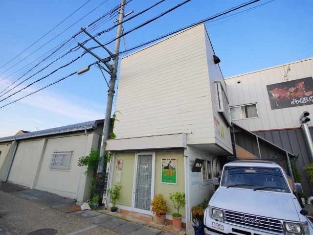 横井店舗の外観