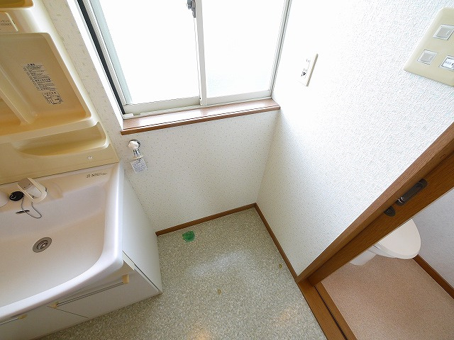 R-15郡山ハイツの設備|室内洗濯機置き場になります