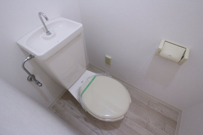 【トイレ】 | シティライフ多聞 | ※同建物別部屋参考写真です。