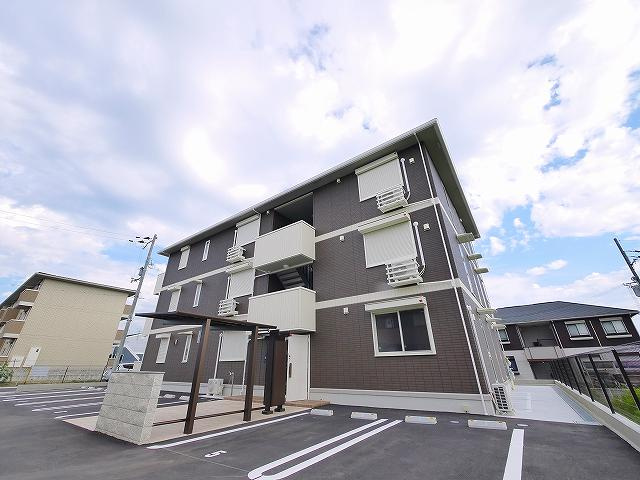 コンフォルタの外観|キレイな外観です。