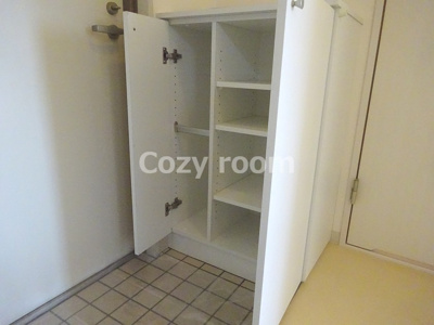 【収納】 | エルソル江坂 | 玄関収納OPEN