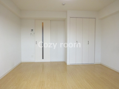 【居間・リビング】 | エルソル江坂 | ゆったり過ごせるリビングです