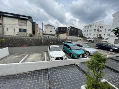 【駐車場】 | 忍ケ丘クレセントヴィラ