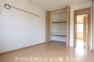 【洋室】 | リヴェール東山