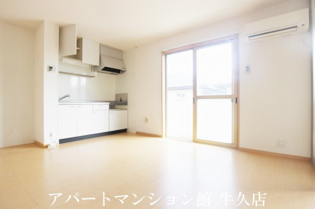 リヴェール東山の居間・リビング