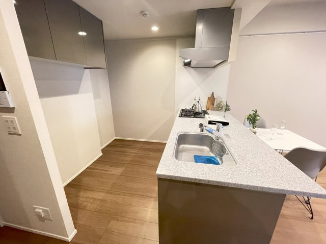 江東区東雲１丁目の賃貸マンションのその他|キッチン同反転タイプ・・家具等は付きません
