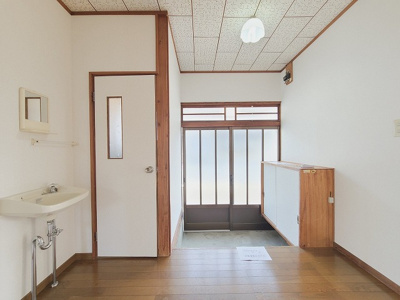 【玄関】 | 小山貸家