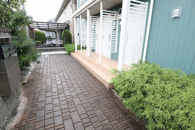 サンコート宮沢のエントランス