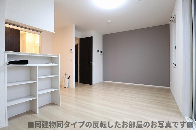 サンコート宮沢の居間・リビング