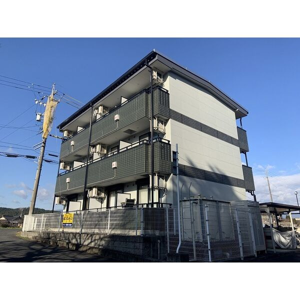 ウイングハイツの外観