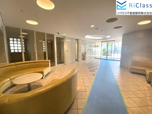 ワコーレデュプレックス神戸のエントランス|エントランスです