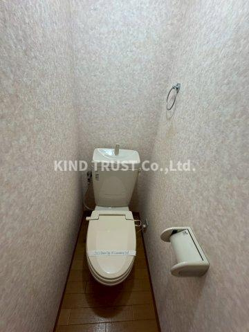 ハイツオークラ天神橋のトイレ|落ち着いた色調のトイレです
