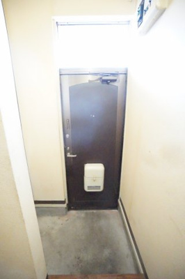 【玄関】 | メゾン・ヒロD | ※同物件・同タイプの写真です。