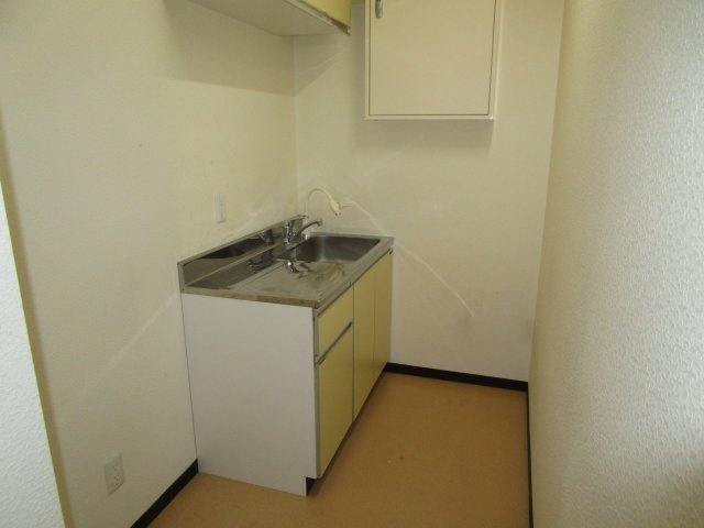 糀谷ビル3階のキッチン