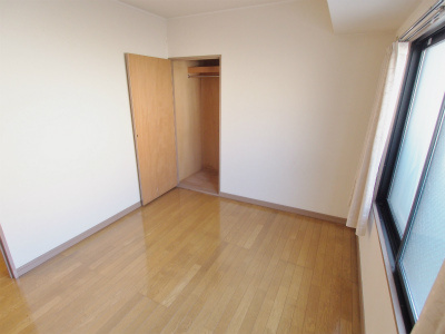 第２山幸マンションの居間・リビング