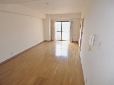 第２山幸マンションの内装