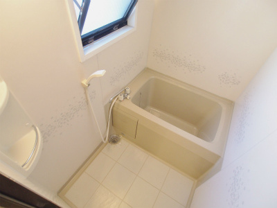 第２山幸マンションの玄関