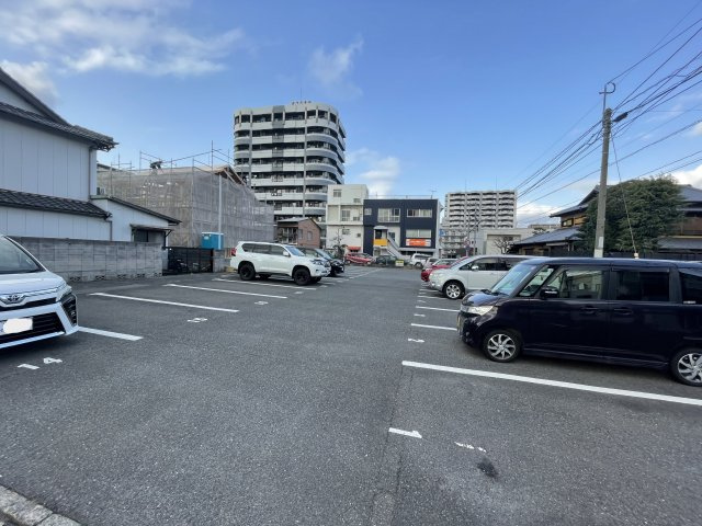 片野村上月極駐車場
