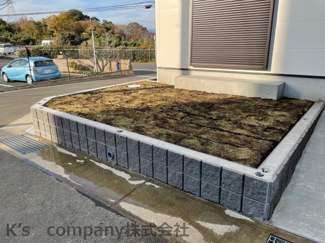 小田原市久野　新築戸建９号棟の外観|お庭