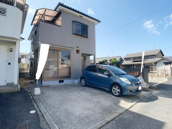 倉敷市東富井　リフォーム済み　中古一戸建ての前面道路含む現地写真