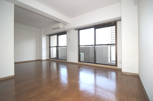 クレストの居間・リビング|居間です