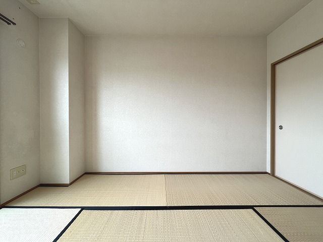 フォブール高須の和室