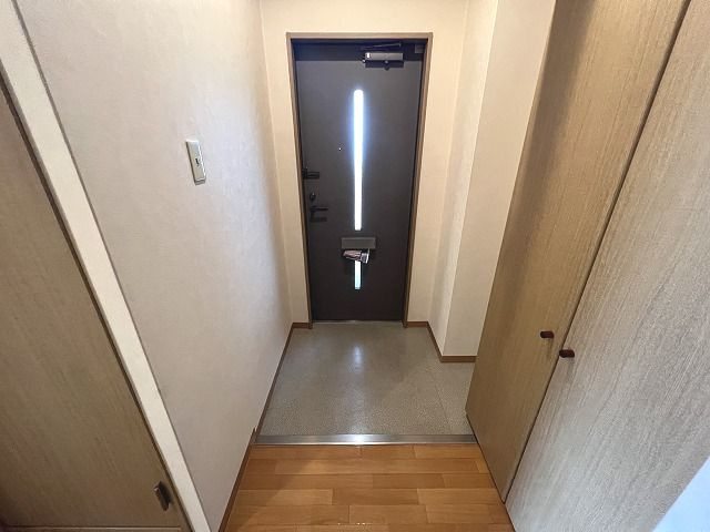 フォブール高須の玄関
