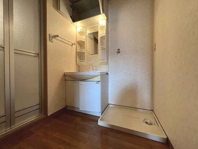 フォブール高須の洗面所
