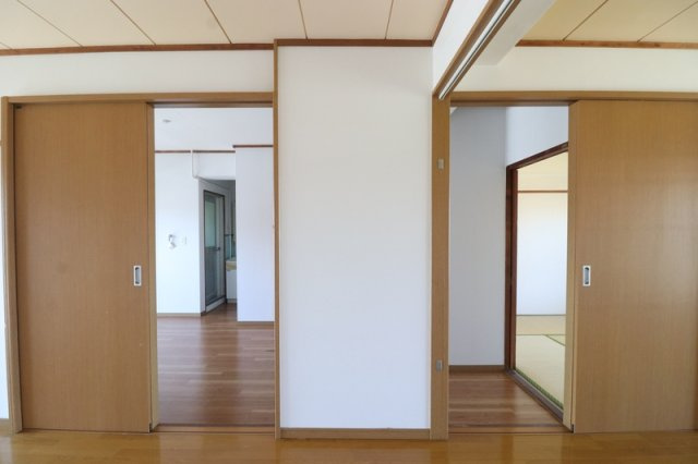松井マンションの内装