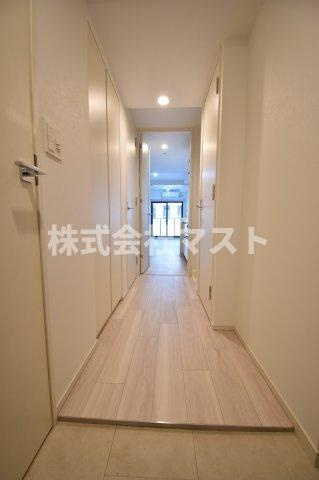 BPRレジデンス大阪本町Qの玄関