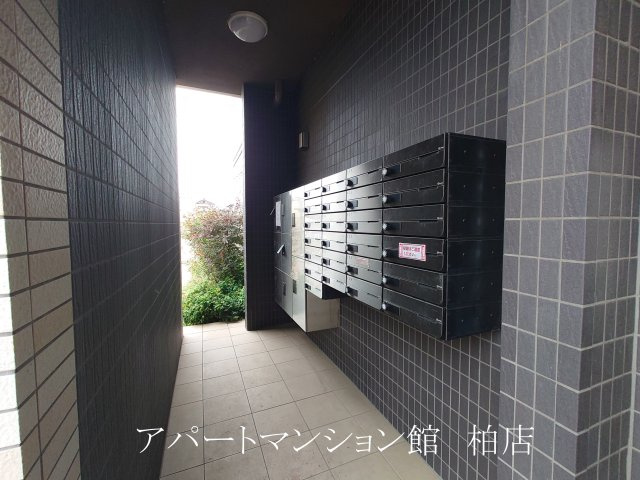 コントレイルのエントランス