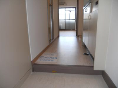 シェルクレア壬生の展望|玄関から～