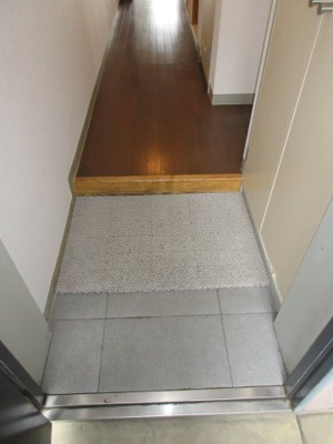 【玄関】 | グランデール有浦