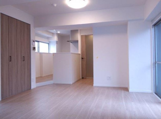 【居間・リビング】 | 園田第2シェトア | LDKはゆったり約16帖の大空間です♪おうち時間も快適に過ごせます！室内は令和４年５月リフォーム済み！お待たせ無しで即ご入居していただけます(^^)