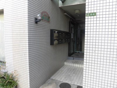 【エントランス】 | メゾンオパル | 外観にマッチしたエントランスです。