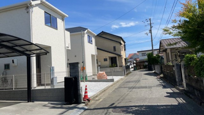 【前面道路含む現地写真】 | 瀬戸東町2号棟