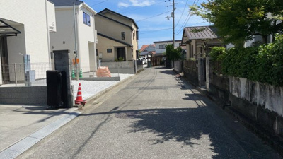 【前面道路含む現地写真】 | 瀬戸東町2号棟