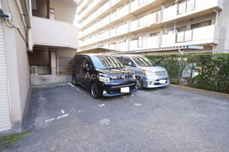 【駐車場】