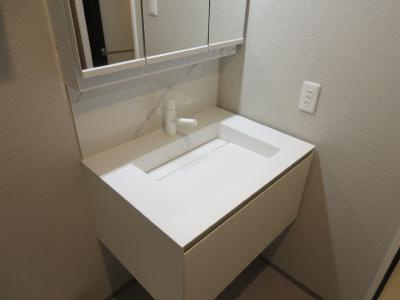 みつまめ京都朱雀の独立洗面台