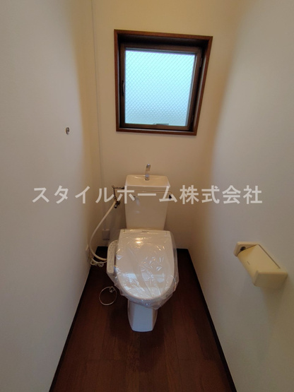 【トイレ】 | サニーコートOKADA | 別部屋写真です。