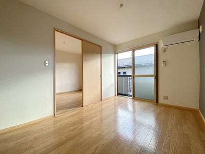 【洋室】 | コート・フローラA