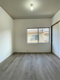 【洋室】 | 京都市下京区七条　中古テラスハウス | 4.5帖