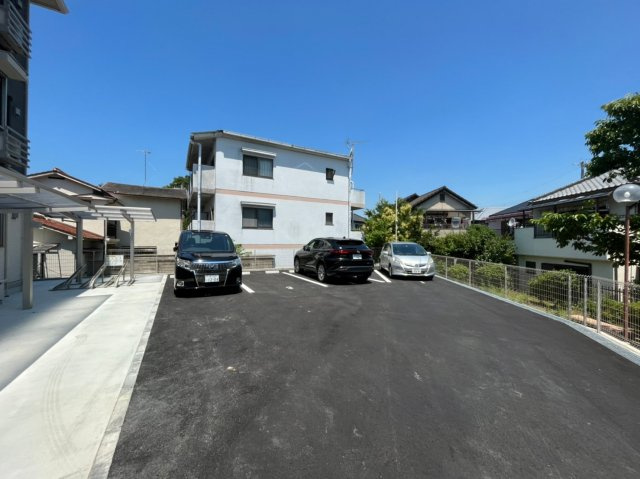 D-room上ノ丸の駐車場