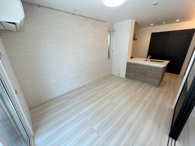 D-room上ノ丸の内装