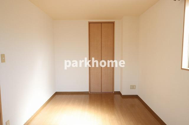 ヴィターレ百石の洋室|使い勝手のいい洋室です