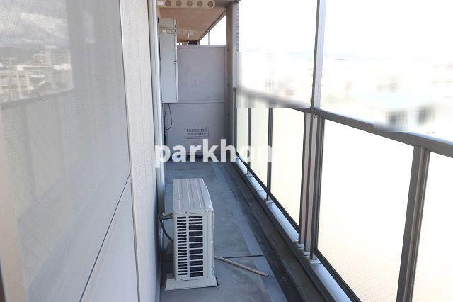 ヴィターレ百石のバルコニー|お洗濯にも便利なバルコニー付き