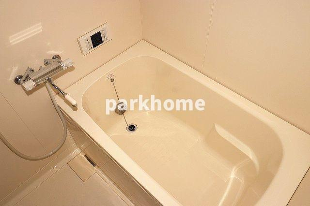 ヴィターレ百石の浴室|落ち着いた空間のお風呂です